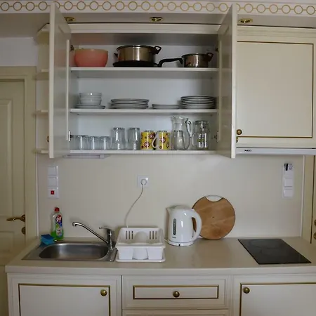 Golden Rainbow Appartement